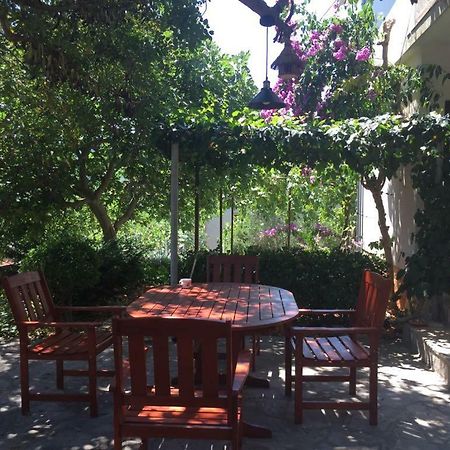スタリー・グラードRelax Gardenアパートメント エクステリア 写真